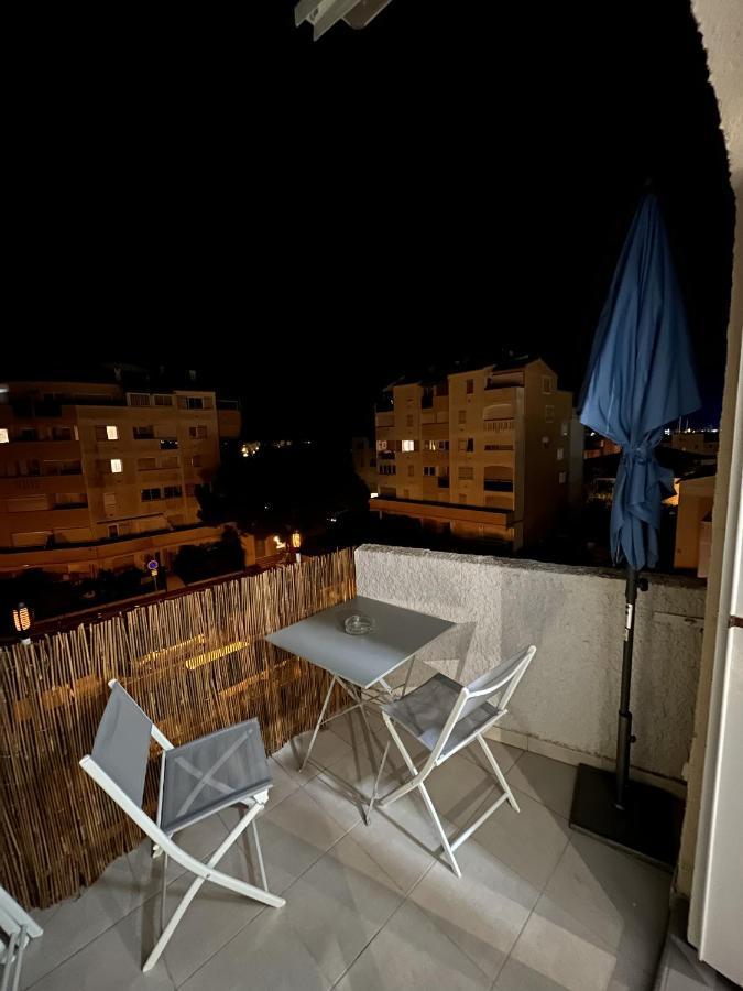 אגדה Superbe Appartement A Proximite Plage Et Port מראה חיצוני תמונה